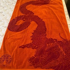 Natori beach towel reversible